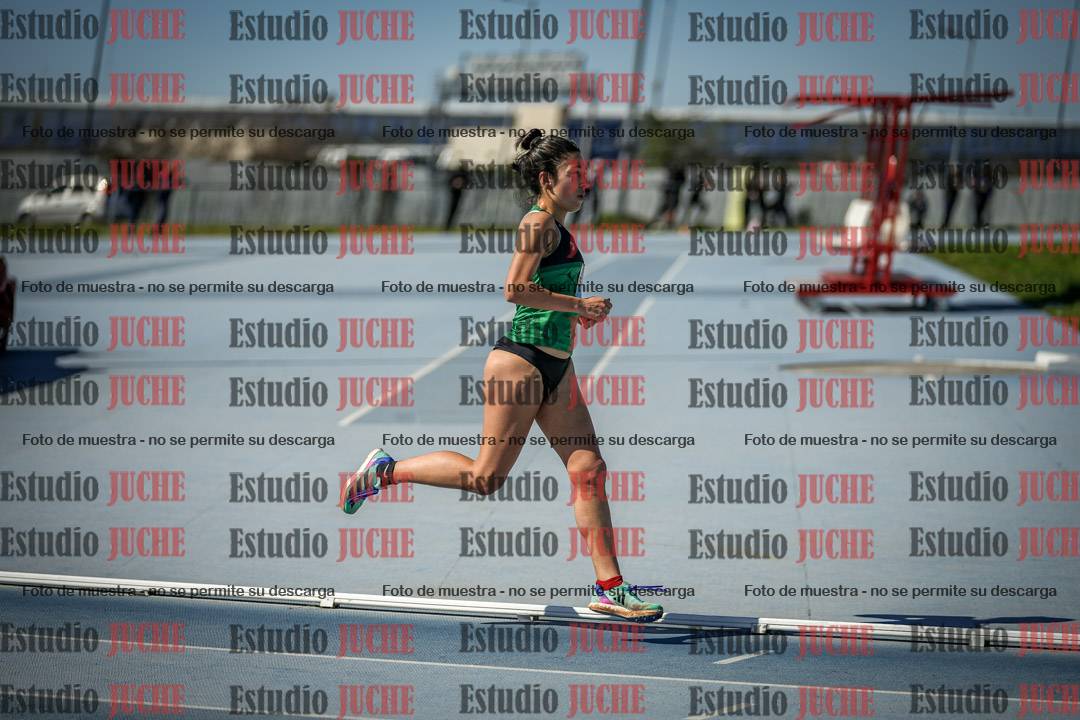 Fotos de los 5000 m llanos de mujeres y varones