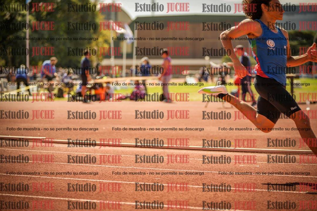 Fotos de los 400 m llanos de varones