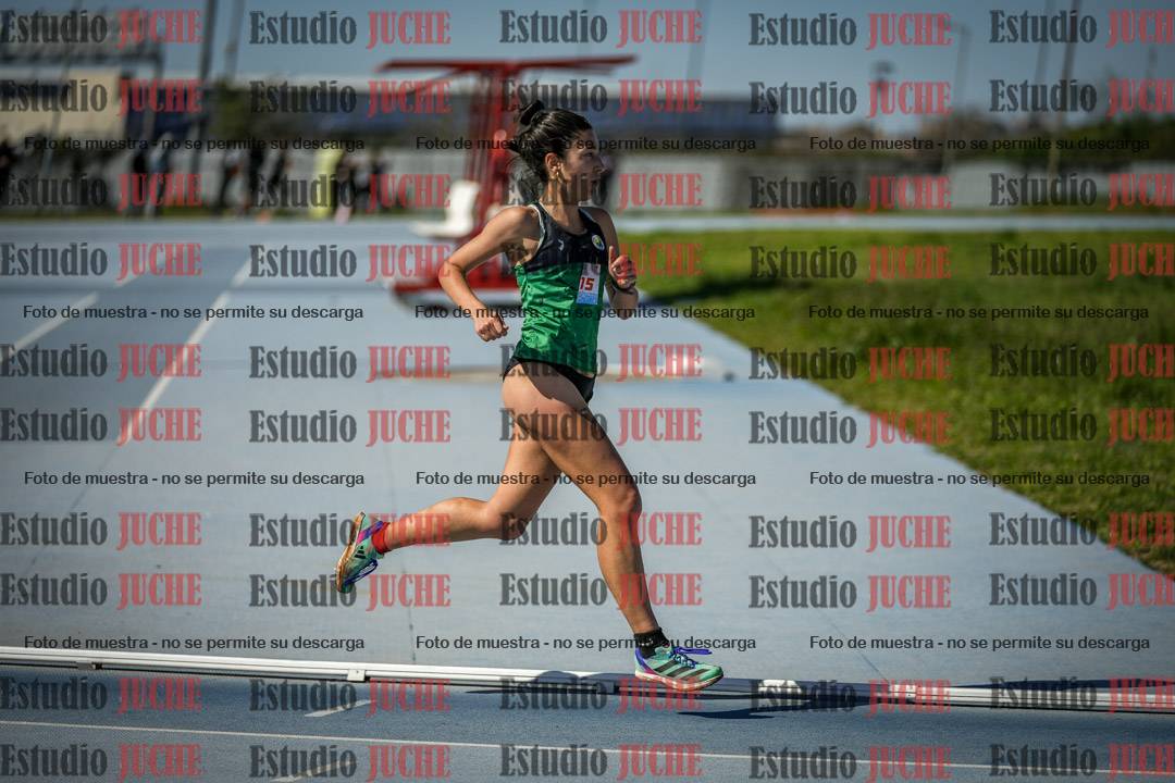 Fotos de los 5000 m llanos de mujeres y varones