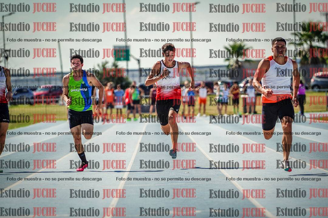 Fotos de los 100 m llanos de varones