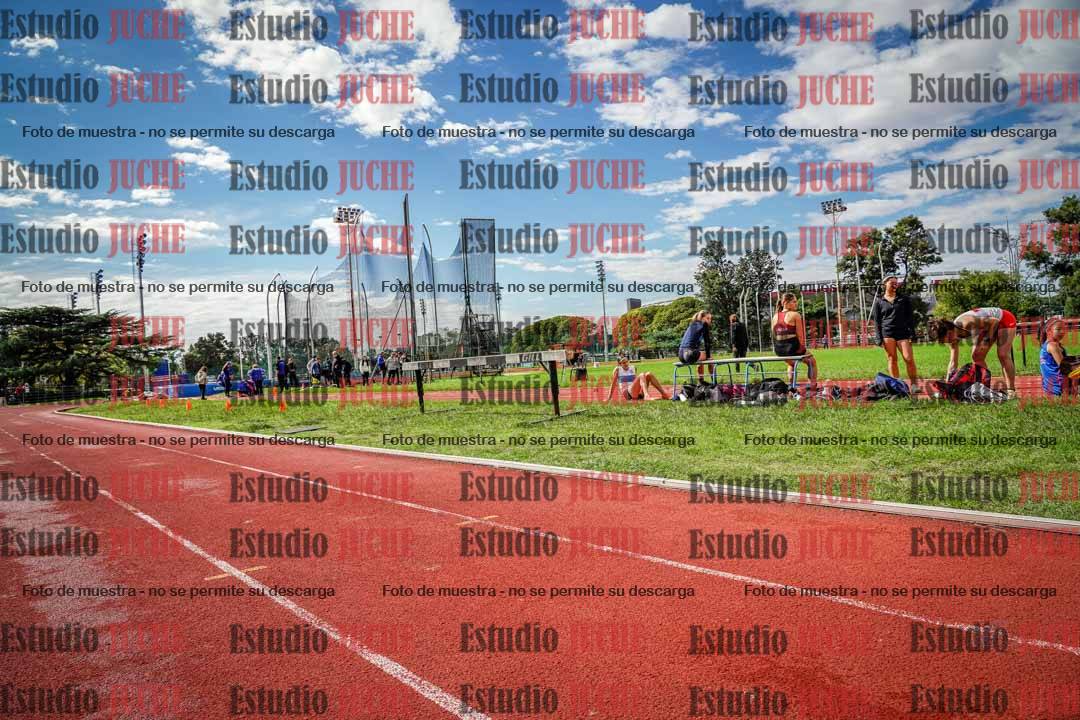Fotos de los 600 m llanos de varones