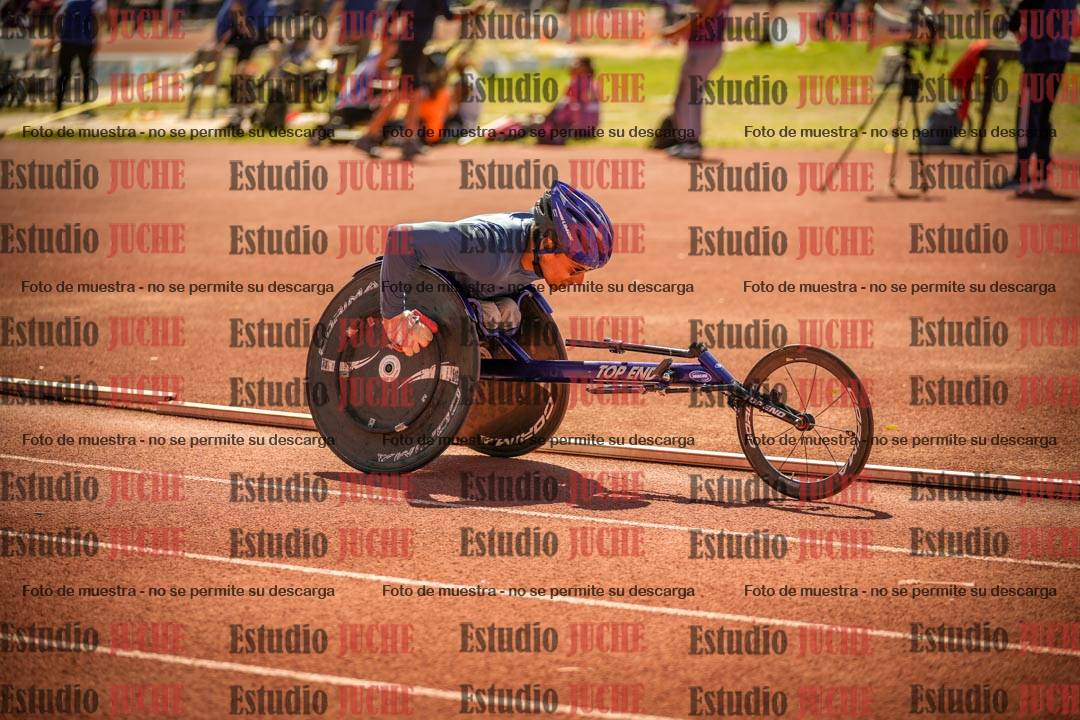 Fotos de los 400 m llanos de varones