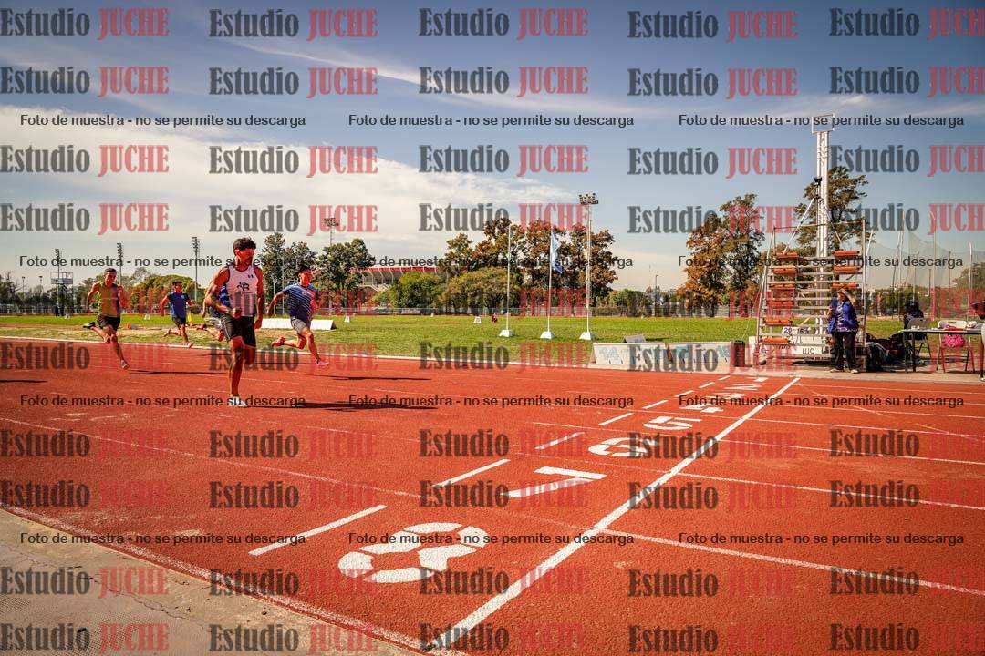 Fotos de los 100 m llanos de varones