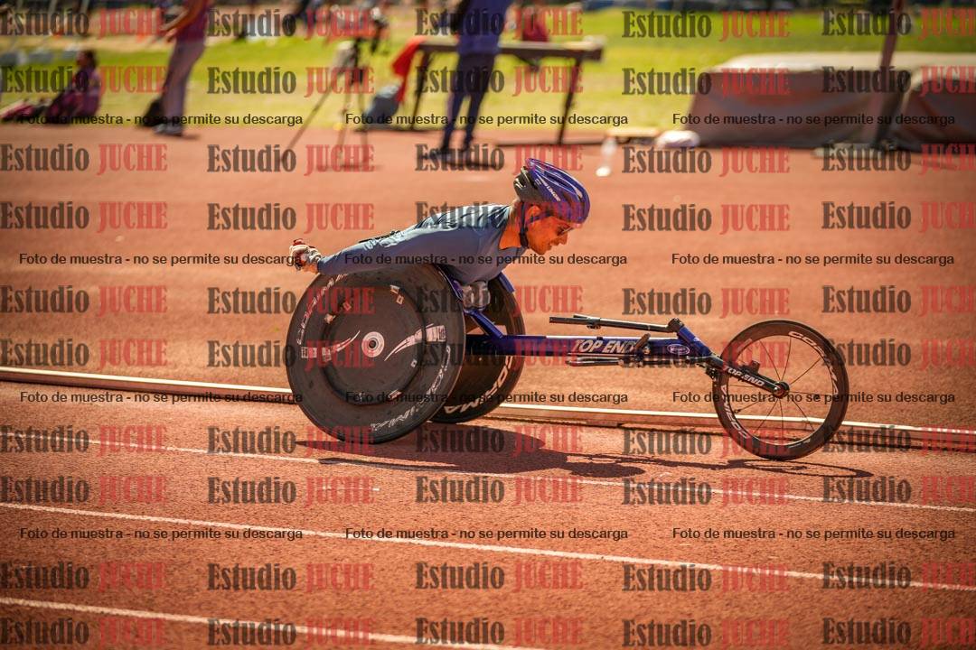 Fotos de los 400 m llanos de varones
