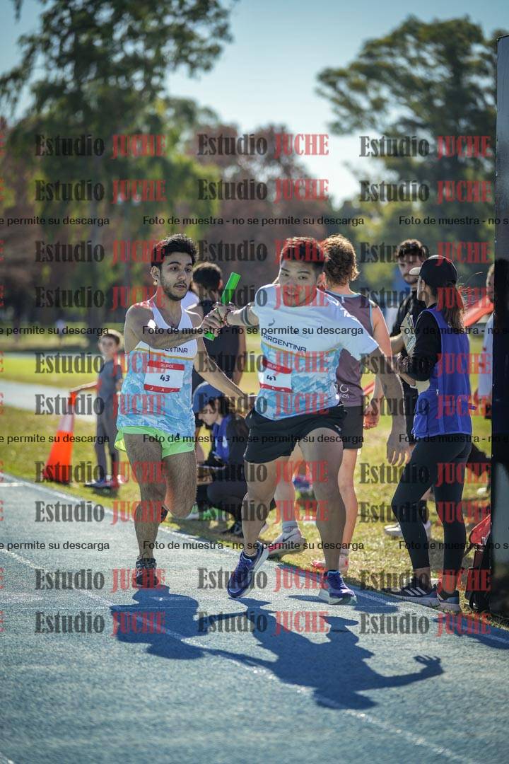 Fotos durante los relevos