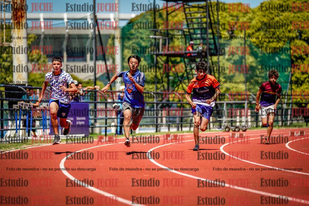 Fotos de los 150 m llanos de varones