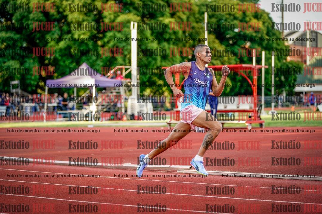 Fotos de los 400 m llanos de varones