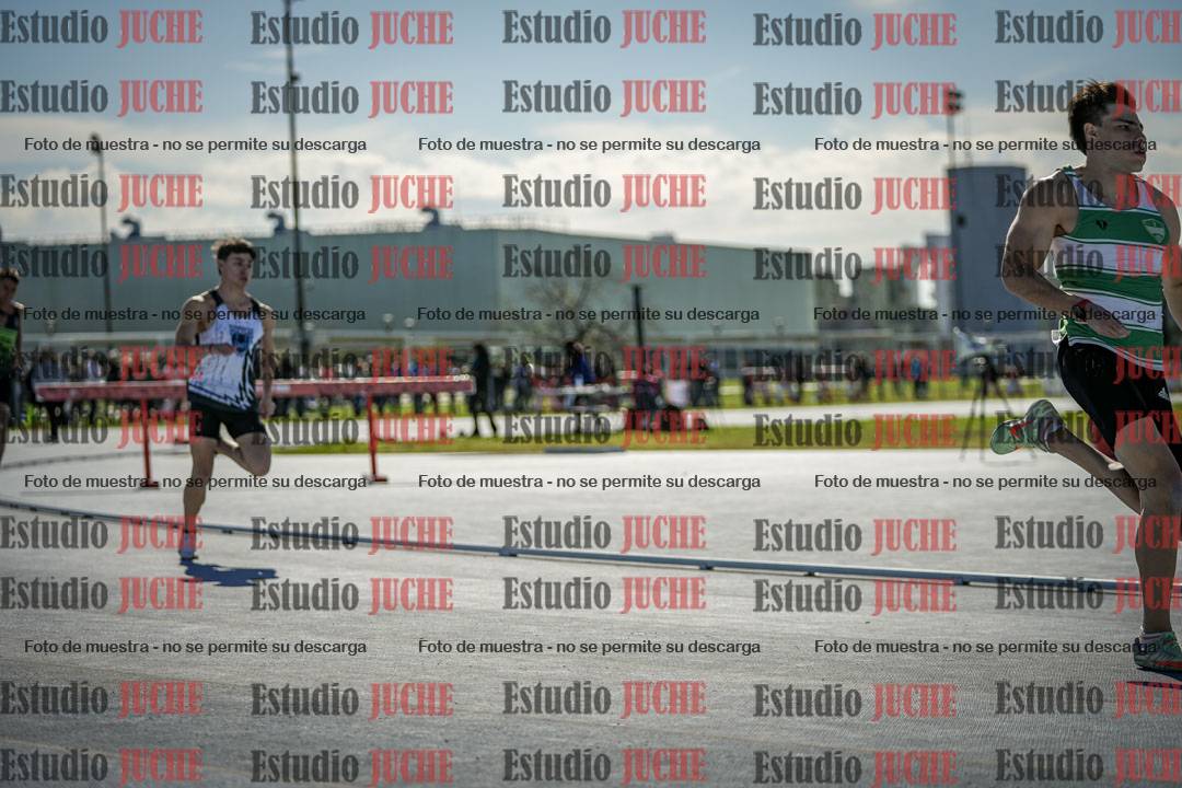 Fotos de los 400 m llanos de varones