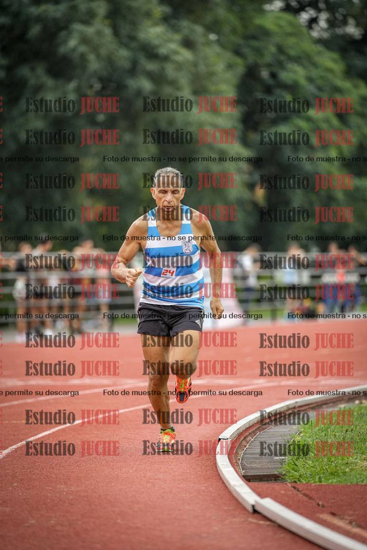 Fotos de los 800 m llanos de varones