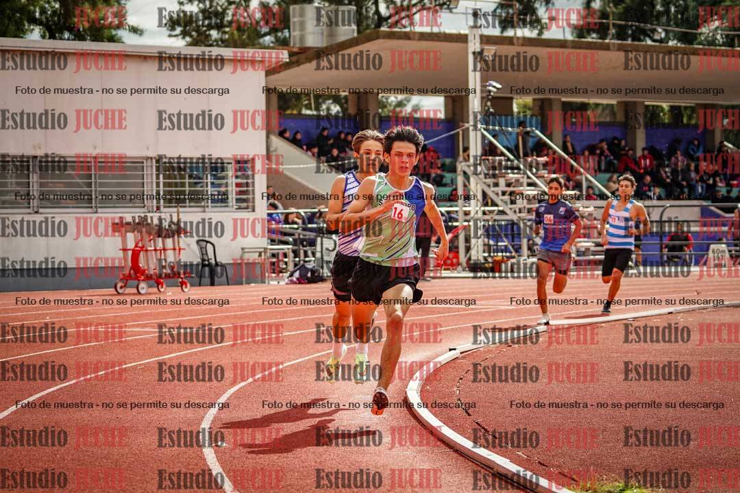 Fotos de los 600 m llanos de varones