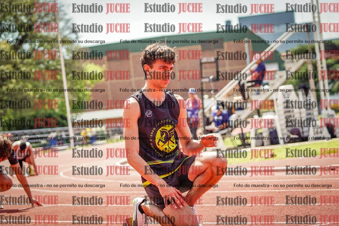 Fotos de los 400 m llanos de varones