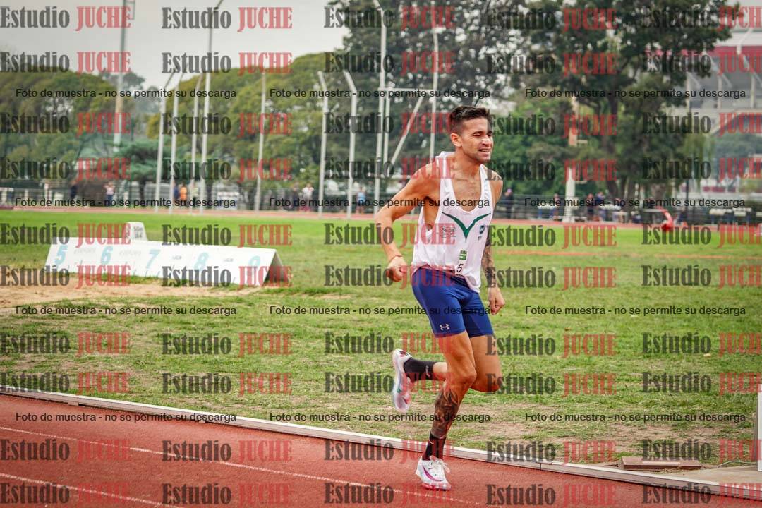 Fotos de los 800 m llanos de varones