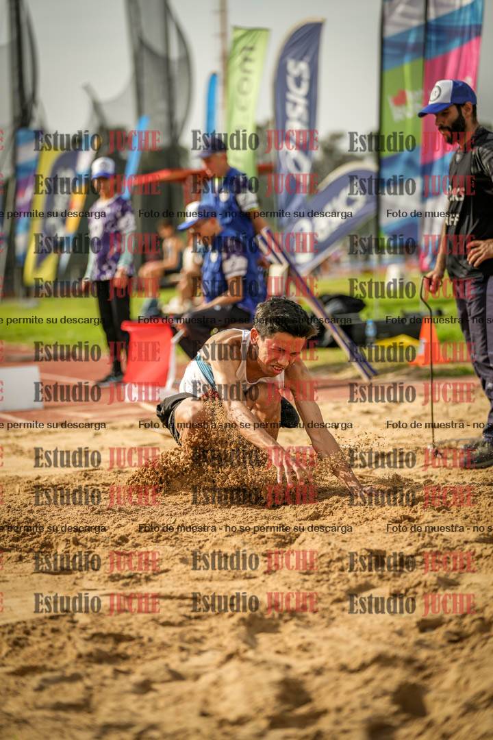 Fotos del salto en largo de varones - decatlón 2