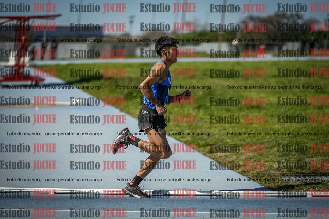 Fotos de los 5000 m llanos de mujeres y varones