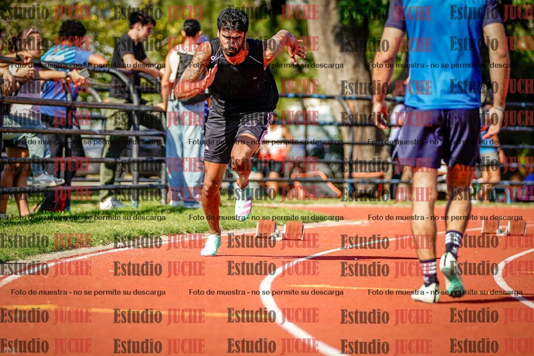 Fotos de los 200 m llanos de varones