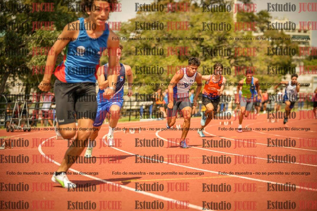Fotos de los 200 m llanos de varones