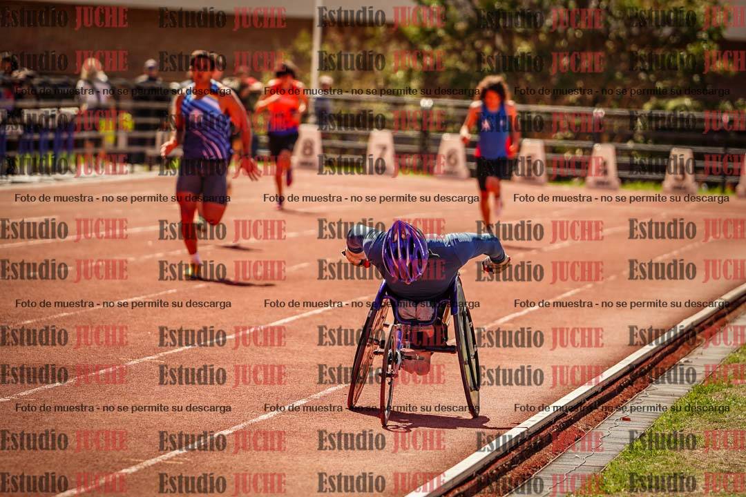 Fotos de los 400 m llanos de varones