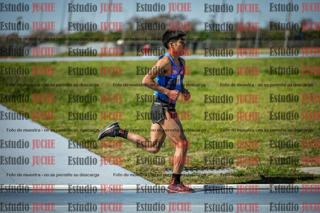Fotos de los 5000 m llanos de mujeres y varones