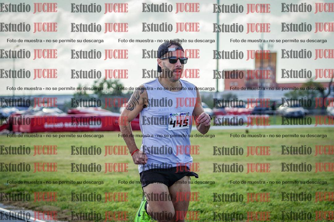 Fotos de los 800 m llanos de varones
