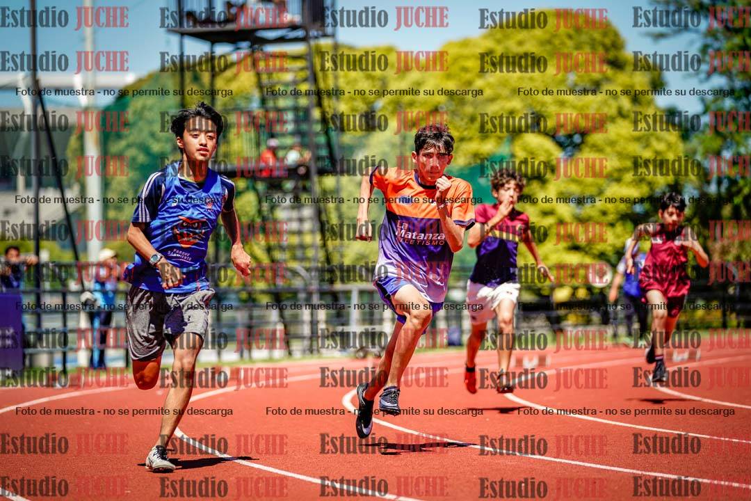 Fotos de los 150 m llanos de varones