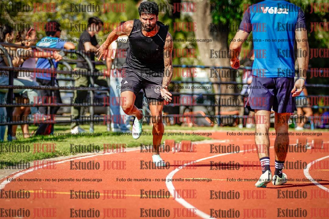 Fotos de los 200 m llanos de varones