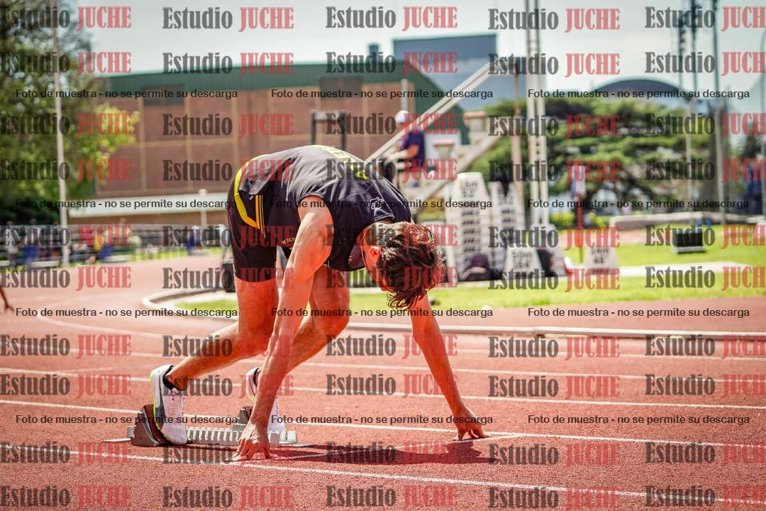 Fotos de los 400 m llanos de varones