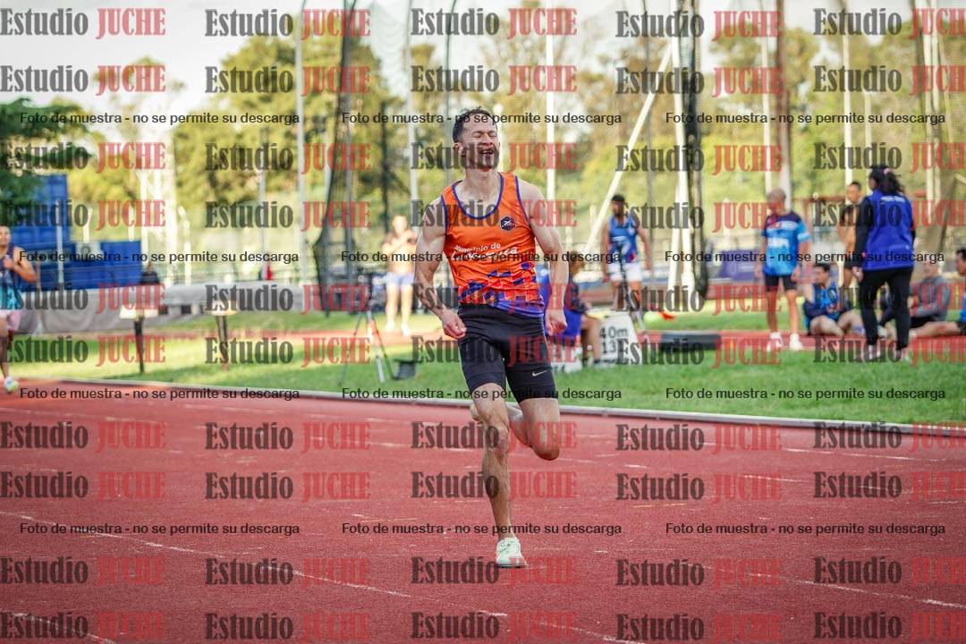 Fotos de los 400 m llanos de varones