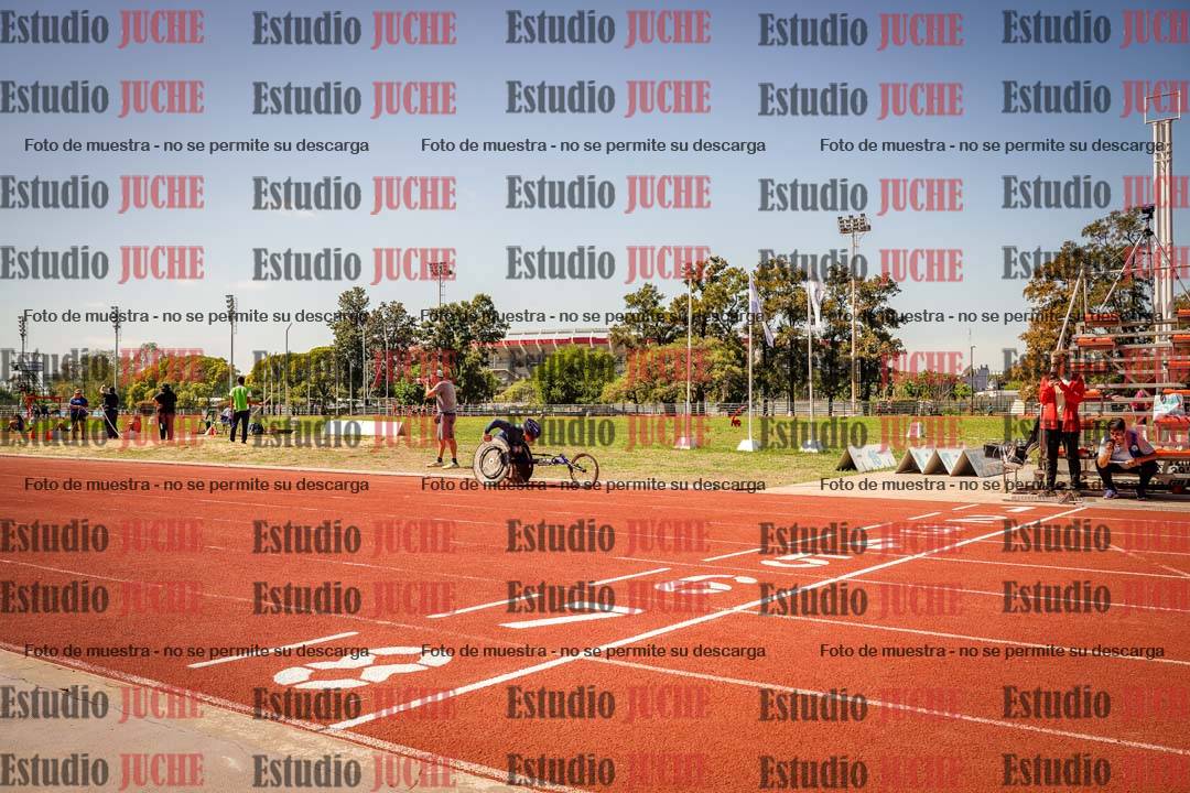 Fotos de los 400 m llanos de varones