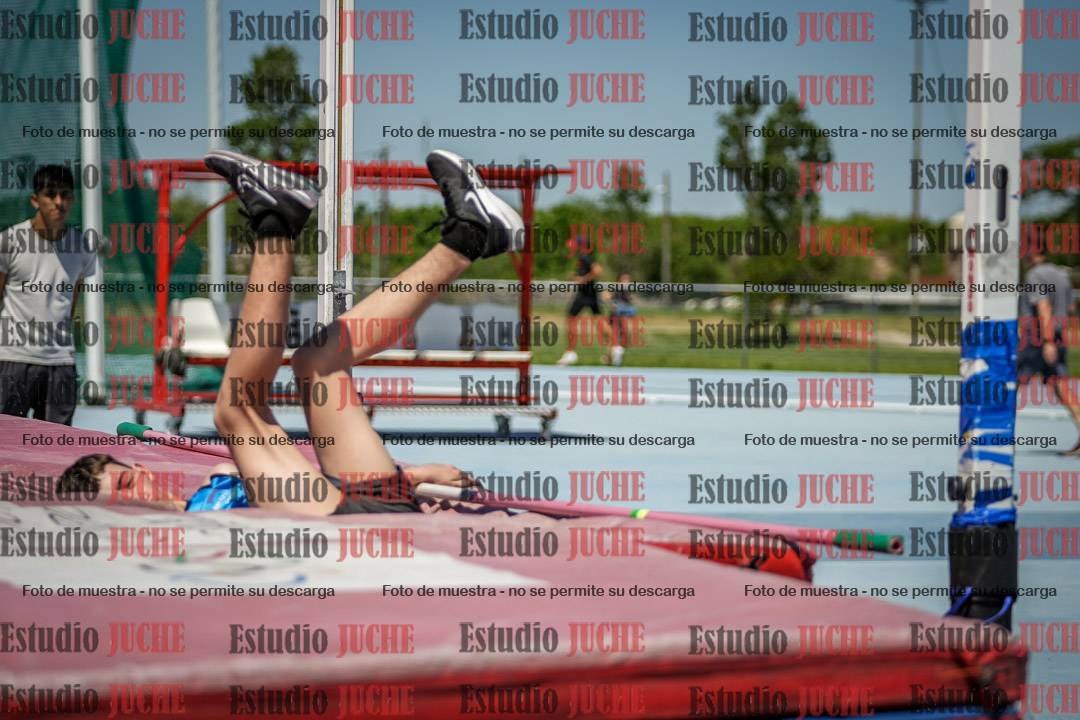 Fotos del salto en alto de varones - U14