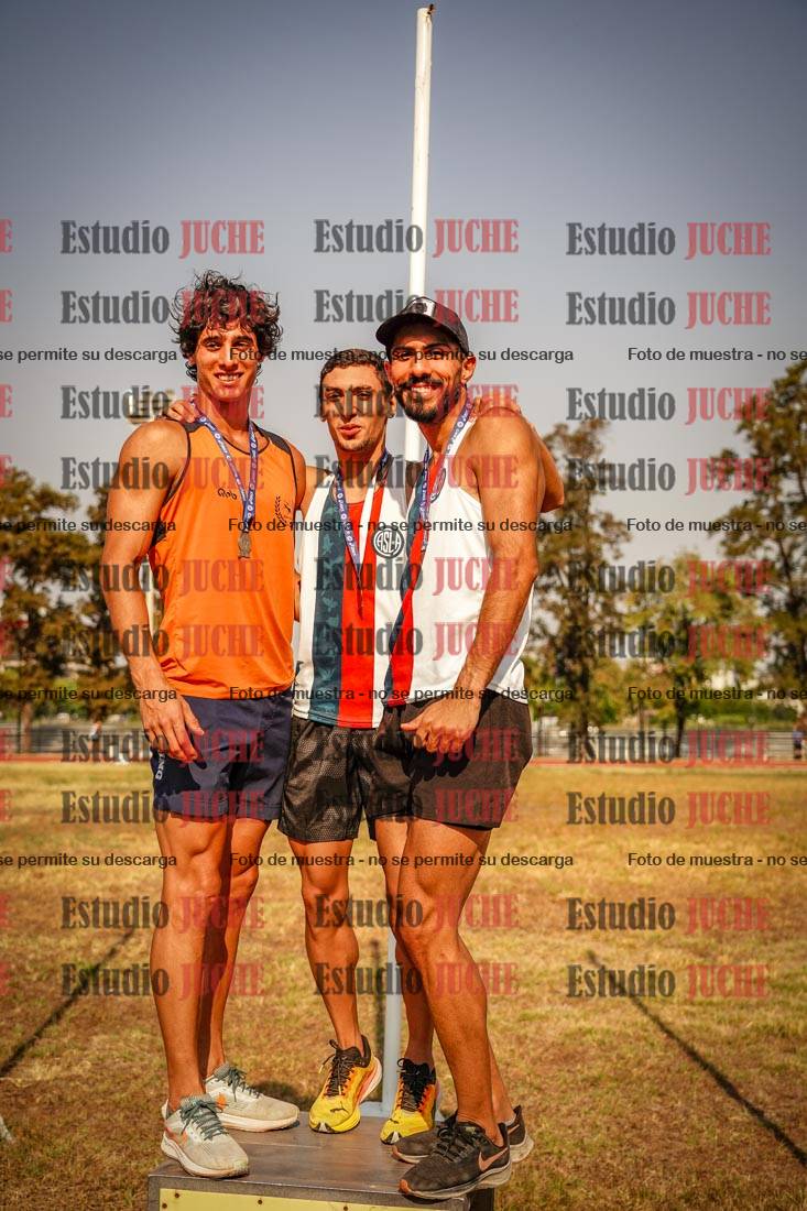 Fotos de algunos podios y extras del torneo