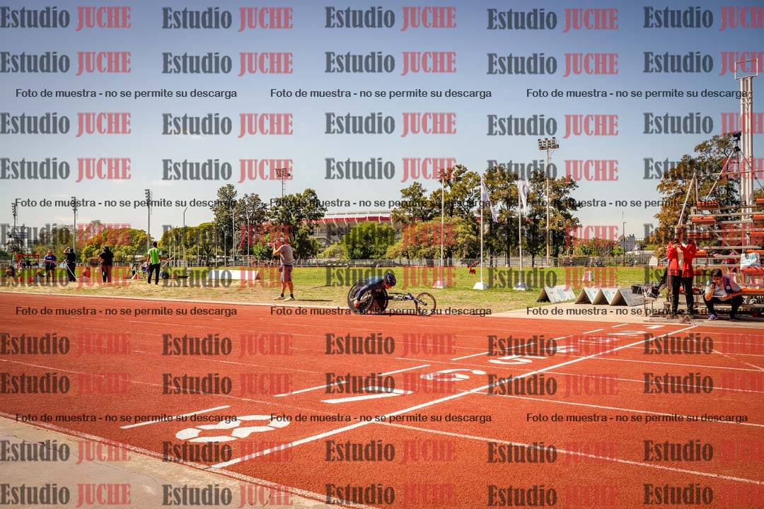 Fotos de los 400 m llanos de varones