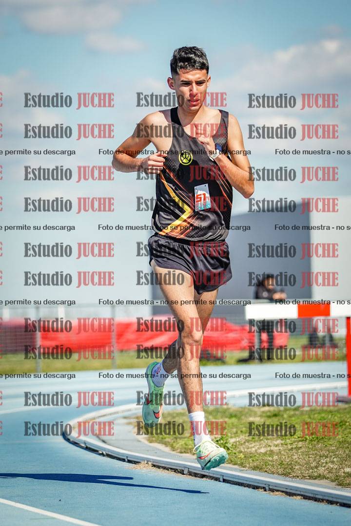 Fotos de los 5000 m llanos de mujeres y varones