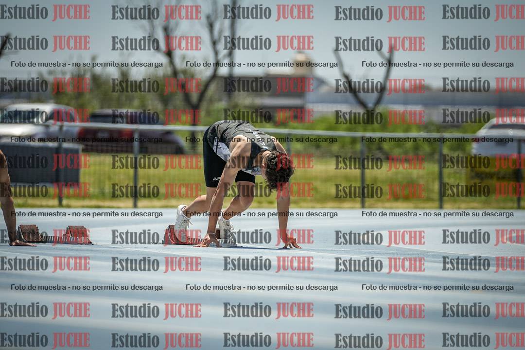 Fotos de los 100 m llanos de varones