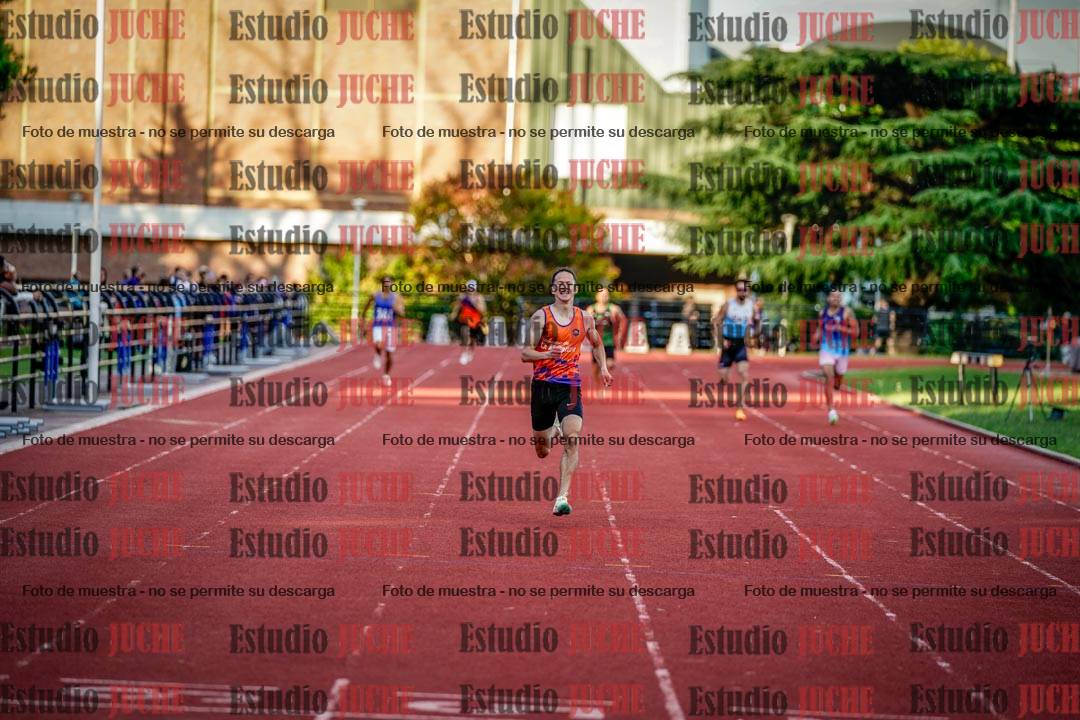 Fotos de los 400 m llanos de varones