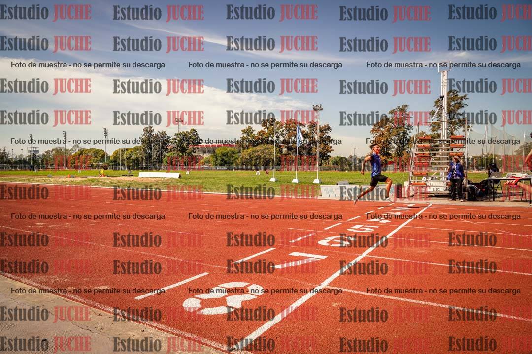 Fotos de los 100 m llanos de varones