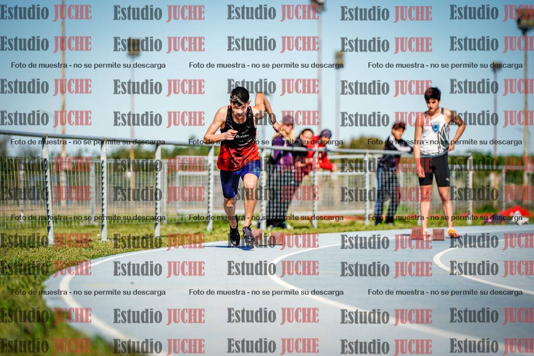 Fotos de los 200 m llanos de varones