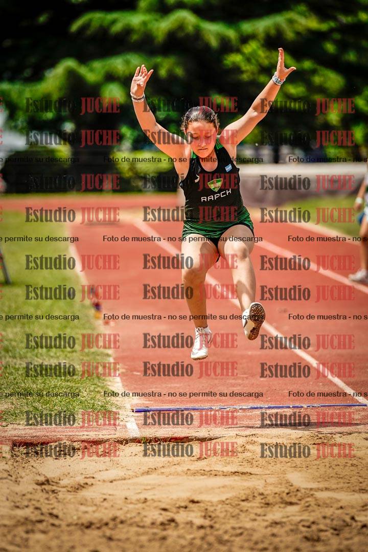 Fotos del salto en largo de mujeres