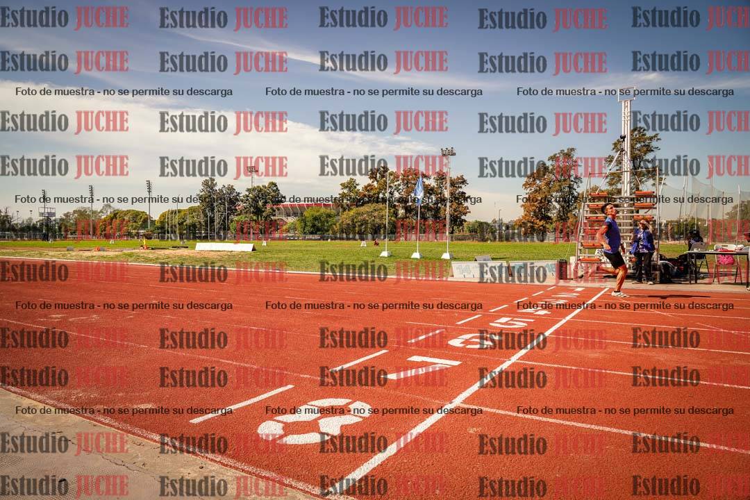 Fotos de los 100 m llanos de varones