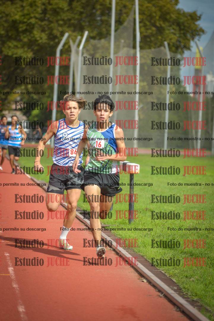 Fotos de los 600 m llanos de varones