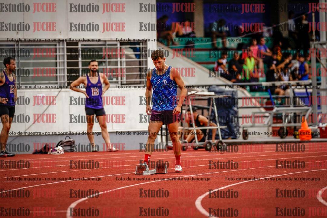 Fotos de los 400 m con vallas de varones