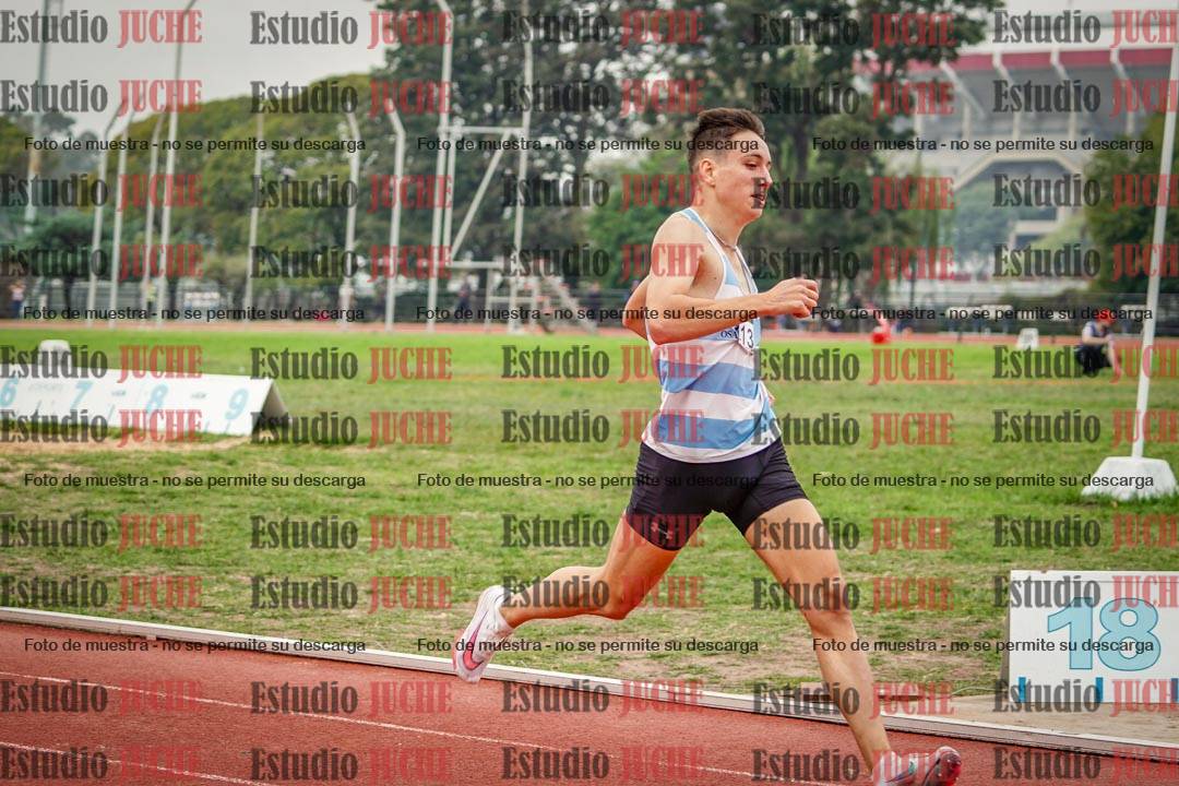 Fotos de los 800 m llanos de varones