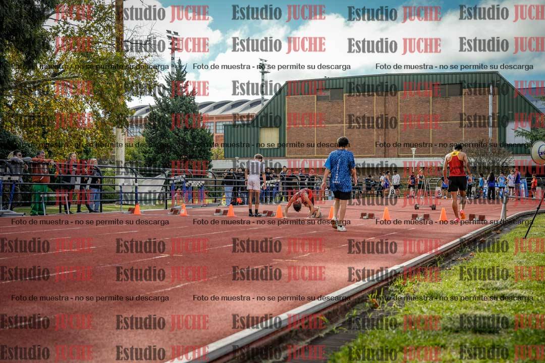Fotos de los 80 m llanos de varones