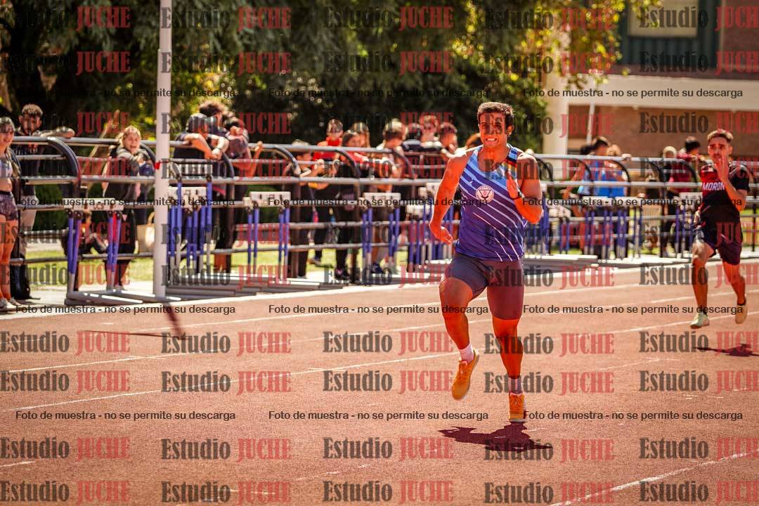 Fotos de los 400 m llanos de varones