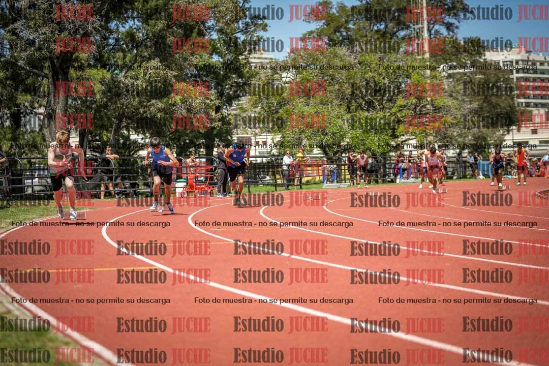 Fotos de los 200 m llanos de varones