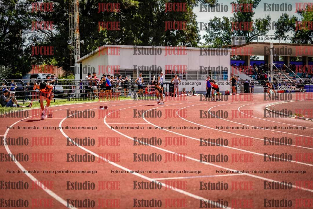 Fotos de los 400 m llanos de varones