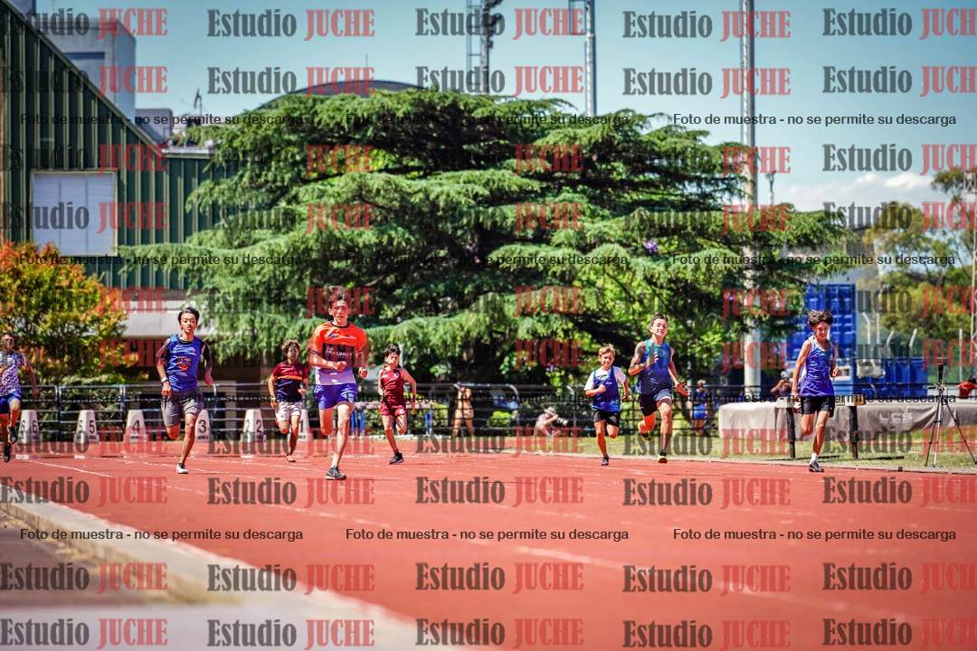 Fotos de los 150 m llanos de varones