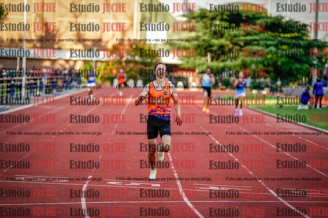 Fotos de los 400 m llanos de varones