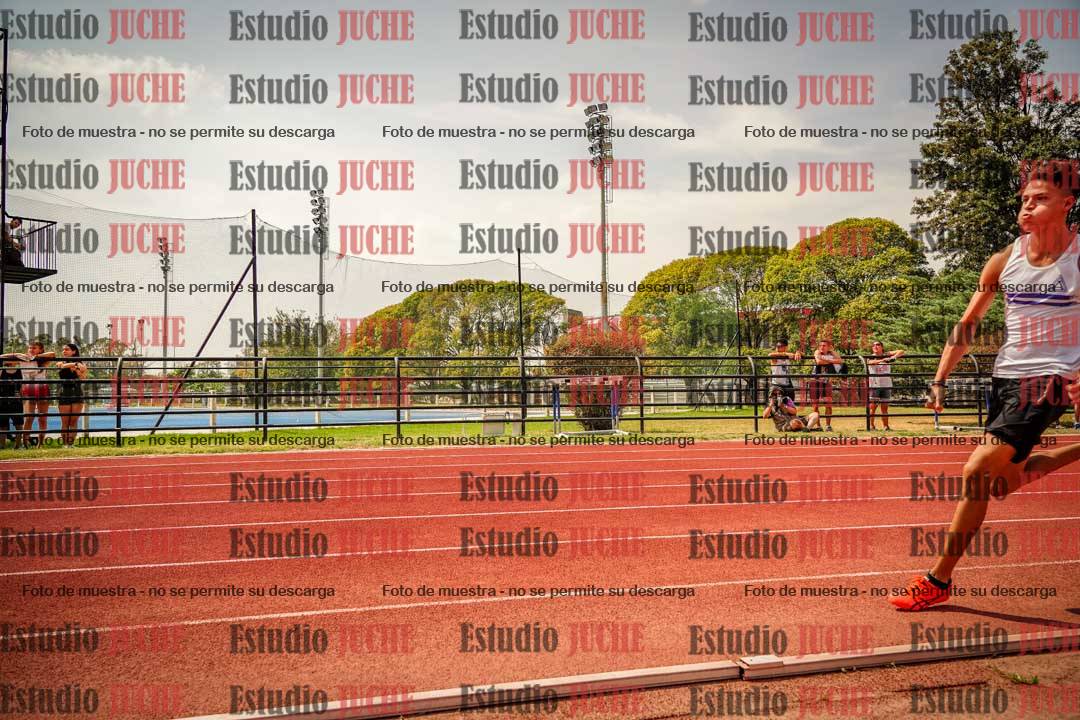 Fotos de los 200 m llanos de varones