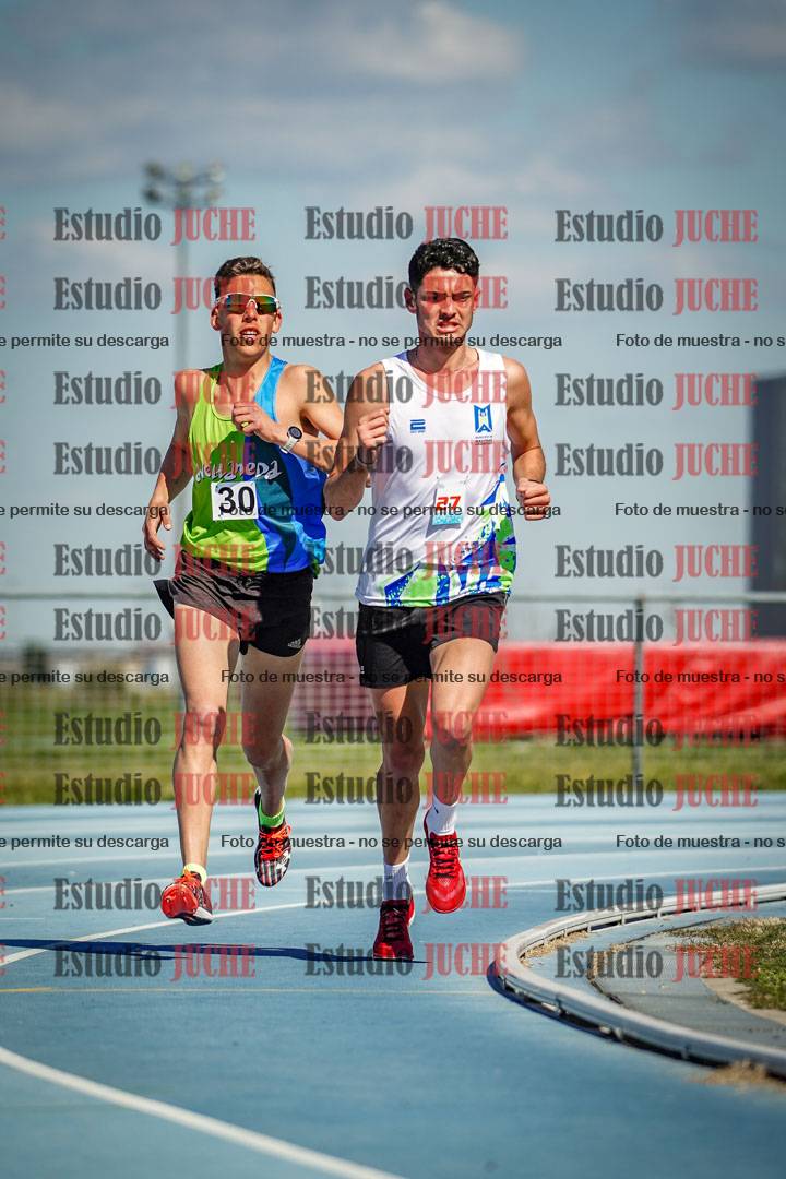 Fotos de los 5000 m llanos de mujeres y varones