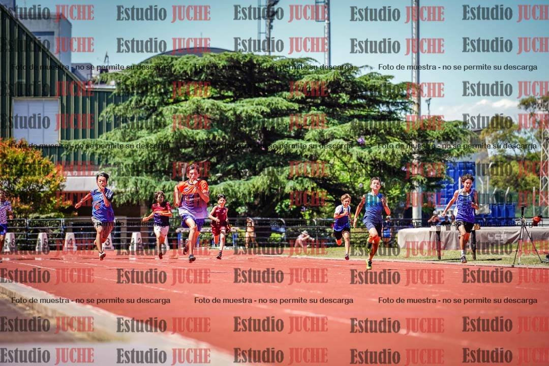 Fotos de los 150 m llanos de varones